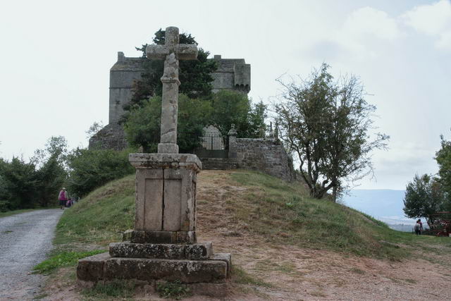 activ_voyages_aveyron_montaigut_36.jpg