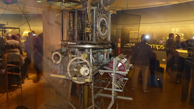 Horloge asttronomique en Meccano
