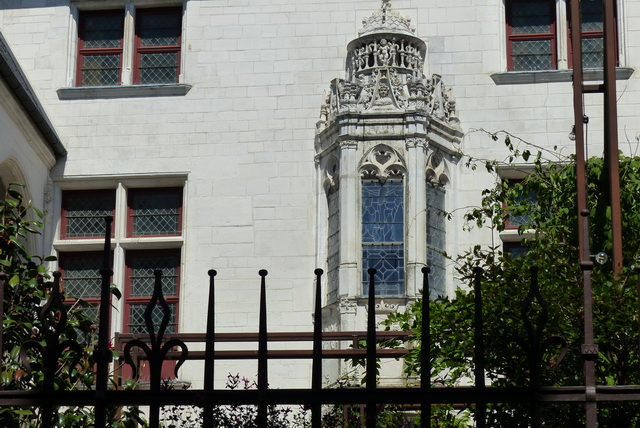 Une chapelle dans l'oriel