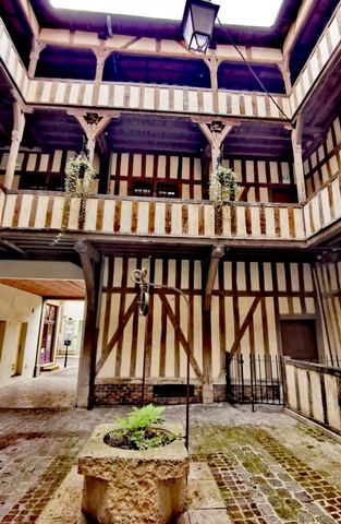 Cour du Mortier d'Or