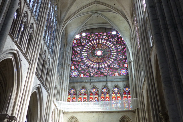 La rosace du transept droit
