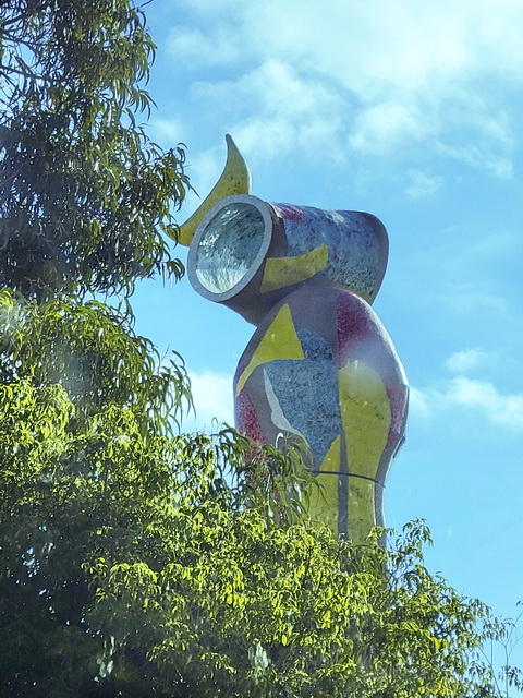 Dona i Ocell (femme et oiseau)de l'artiste barcelonais Joan Miró