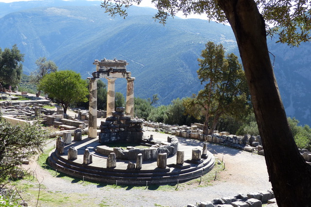 Tholos du sanctuaire d'Athéna