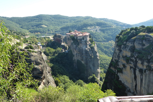 Vue sur St Varlaam, dernier regard sur les Météores