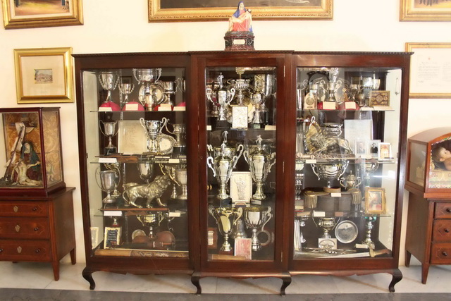 Collection de trophées précieusement conservés