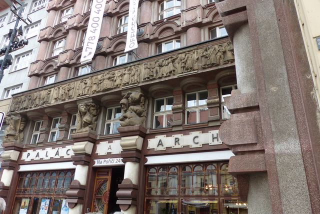 Le Palace Archa à la superbe façade 