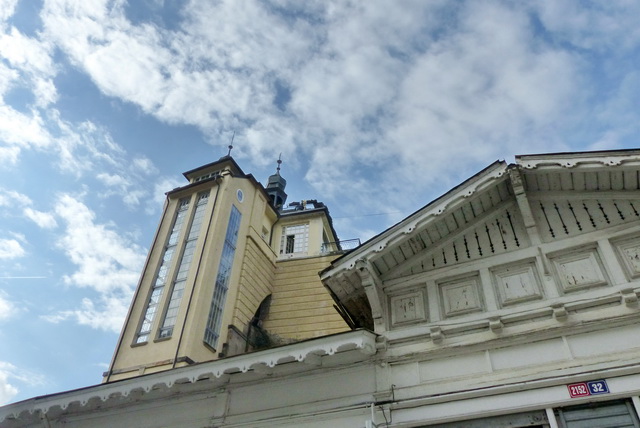 Il va falloir monter là-haut ... !