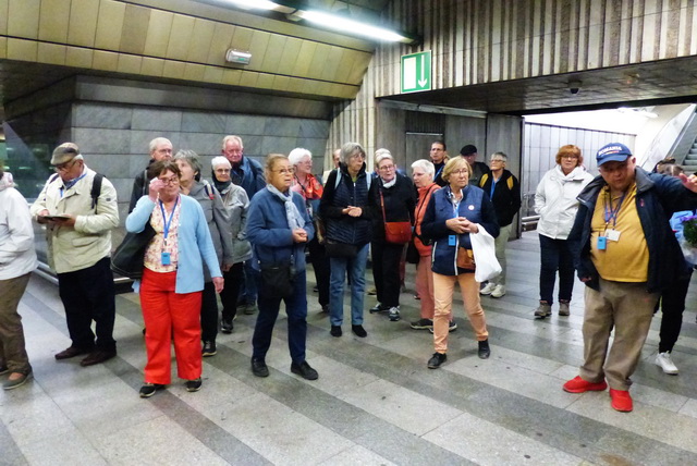 On rentre par le métro...