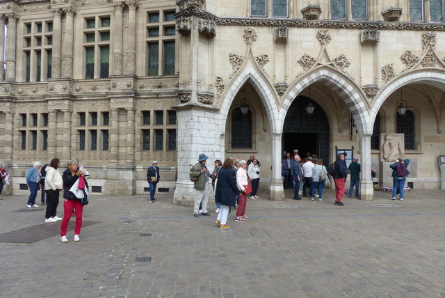 L'Hôtel de Ville